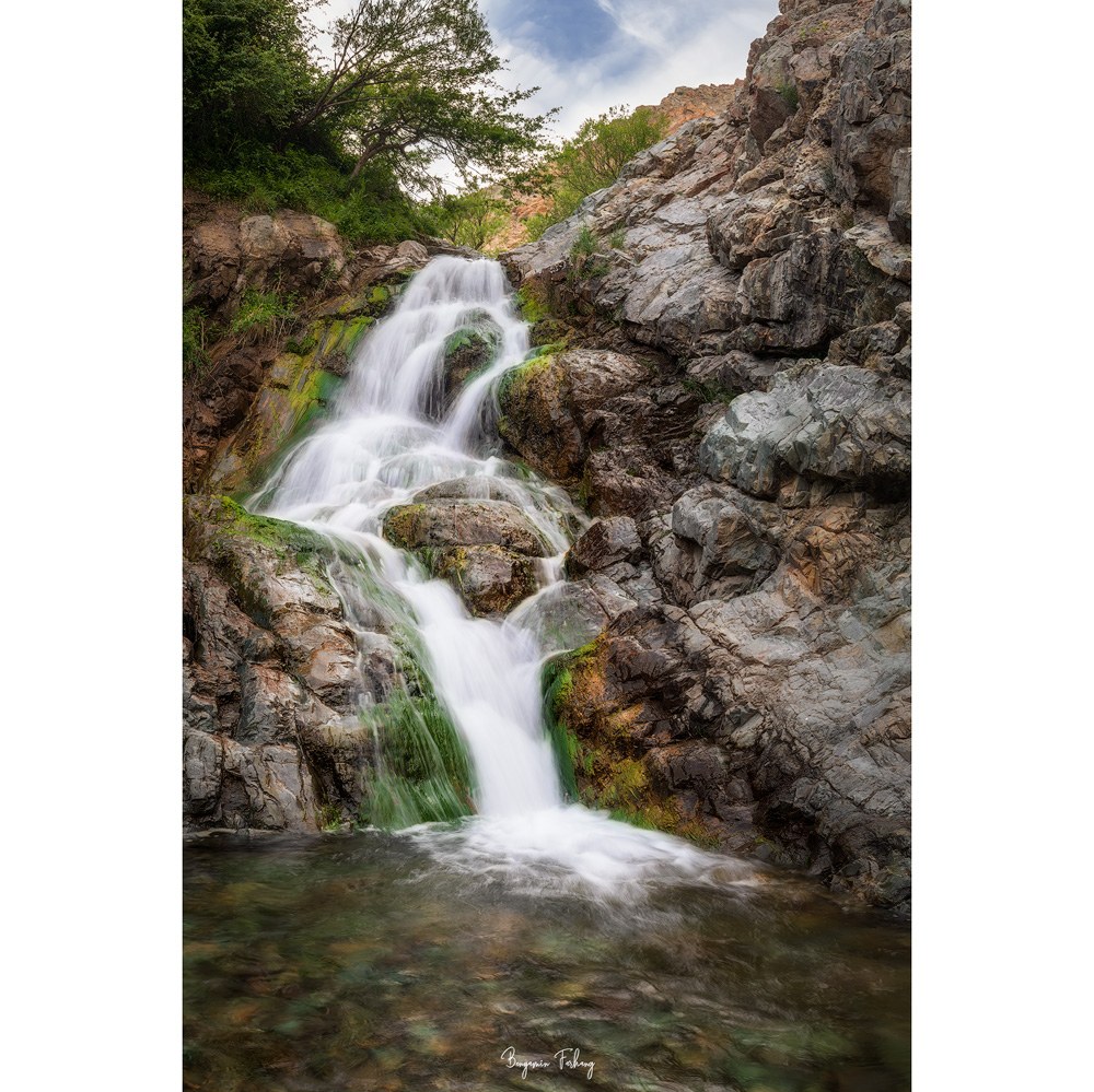 تابلو شاسی کد benpics-0156 (ابعاد 60x90 - شاسی 8 میل-کاغذ سیلک-اصالت تصویر)