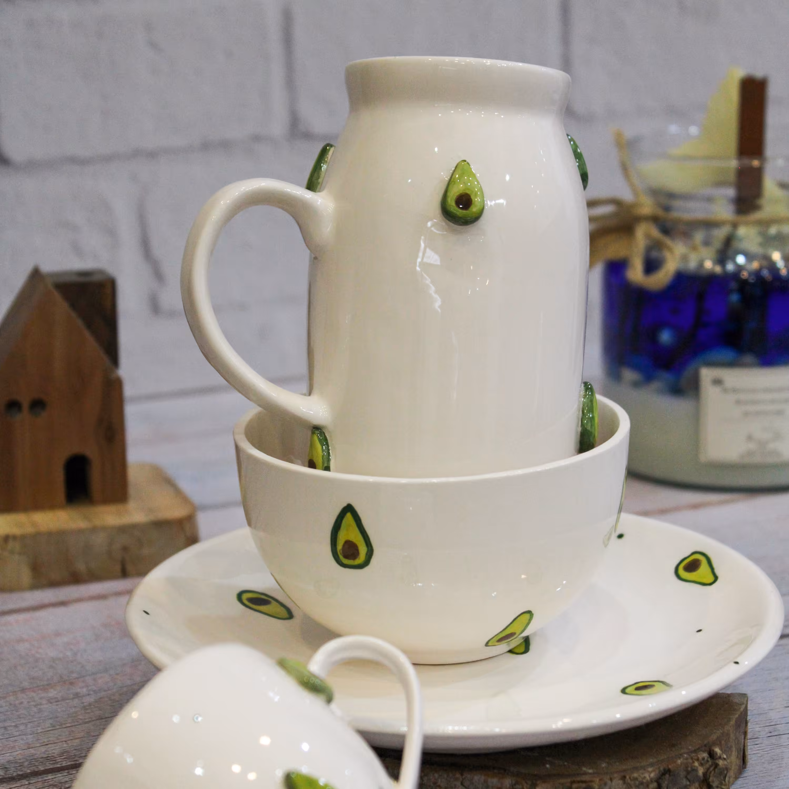 سِت جذاب ماگ و کاسه و بشقاب میوه ها🥑