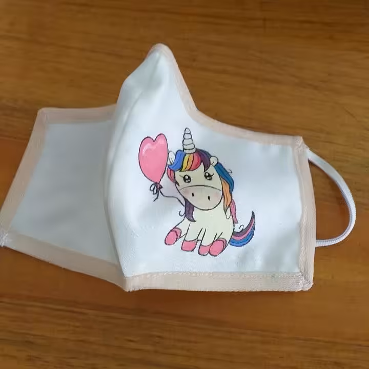 ماسک پارچه ای کودک طرح تک شاخ