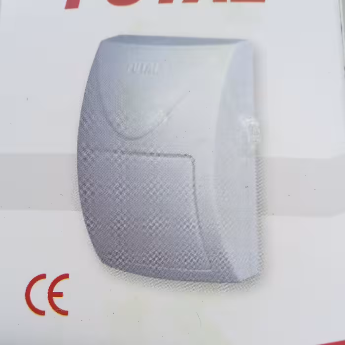 چشمی سیمی فوتال