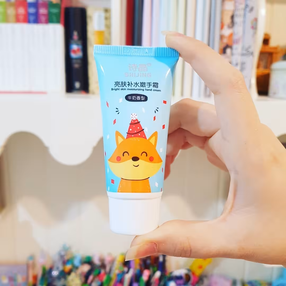 کرم مرطوب کننده دست 30 گرمی طرح حیوانات