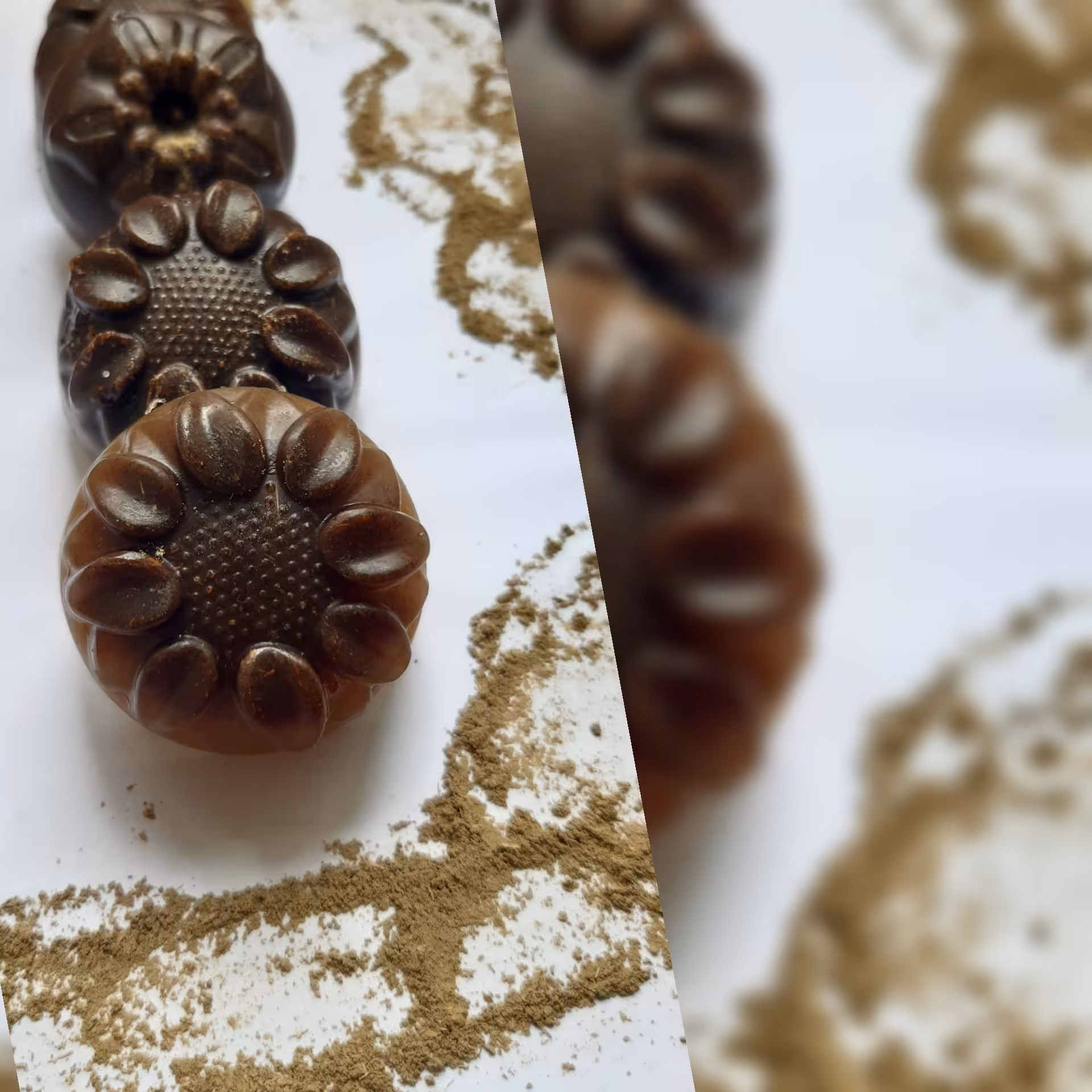 صابون گیاهی سدر گلیسیرینه پک 4 عددی طرح گل
مناسب پوست و مو