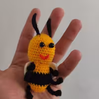 زنبور کوچک (دست بافت)