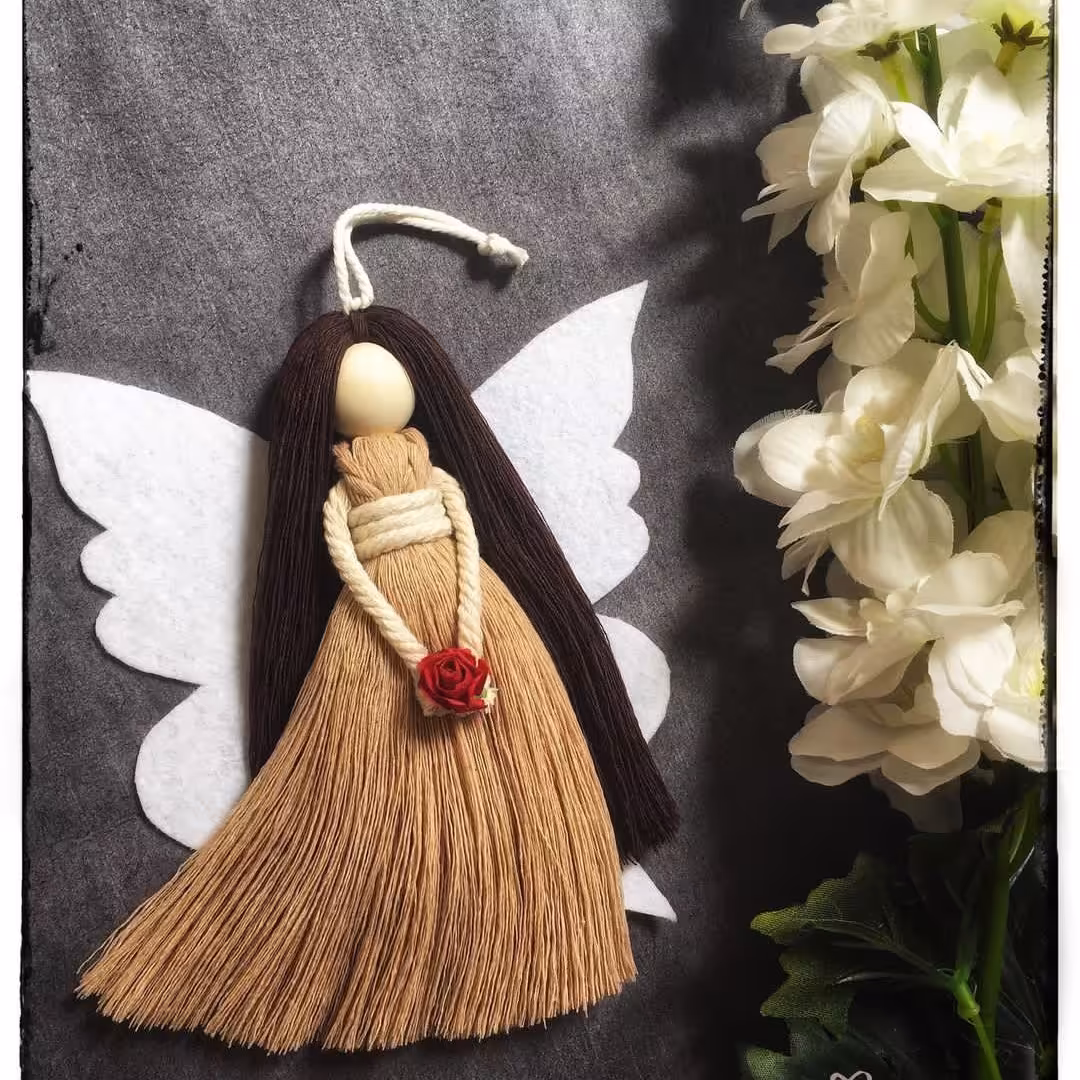 فرشته بال نمدی مکرومه