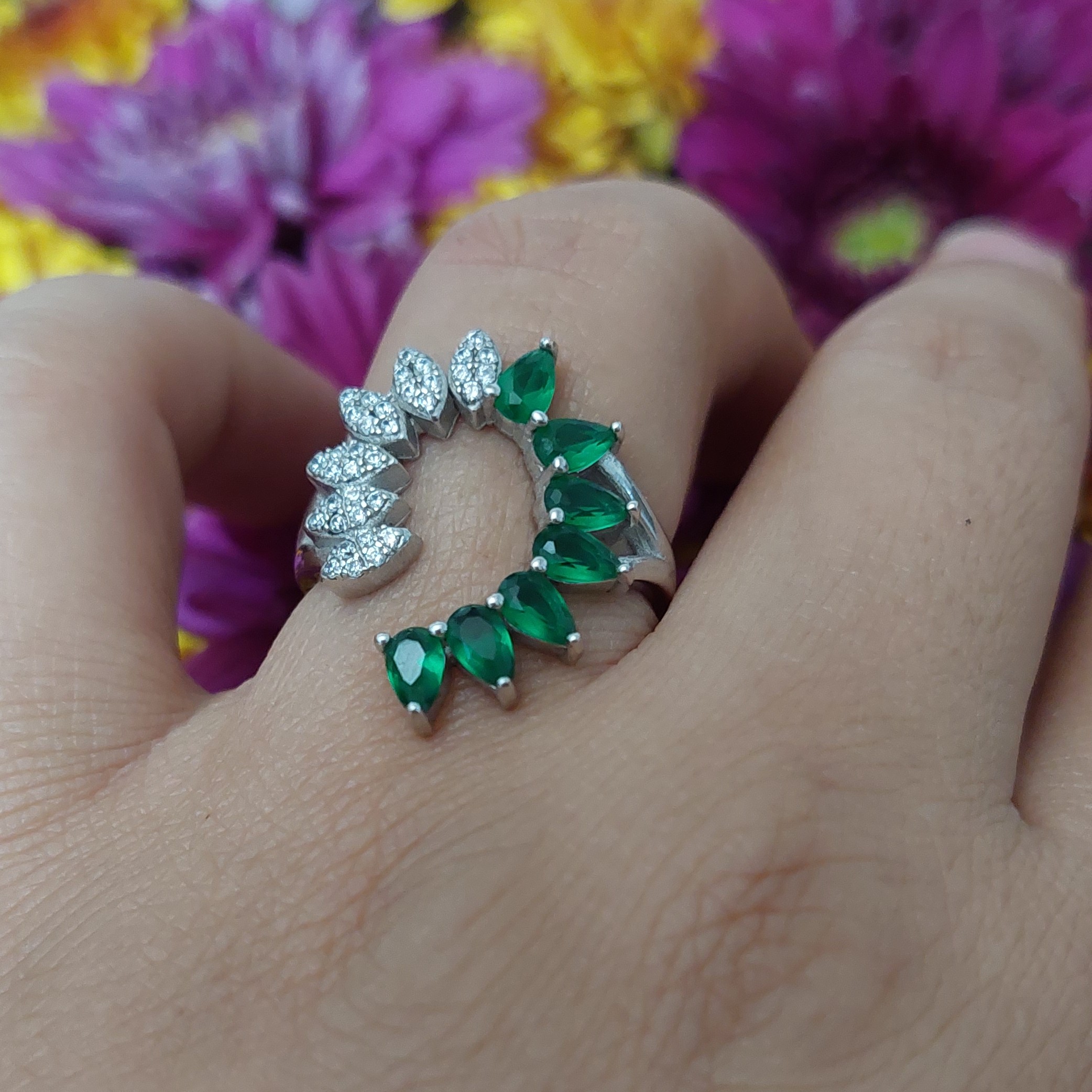 انگشتر نقره زنانه  با روکش رادیوم ( محصول تایلند ) کد 10س 1  وزن 4.43