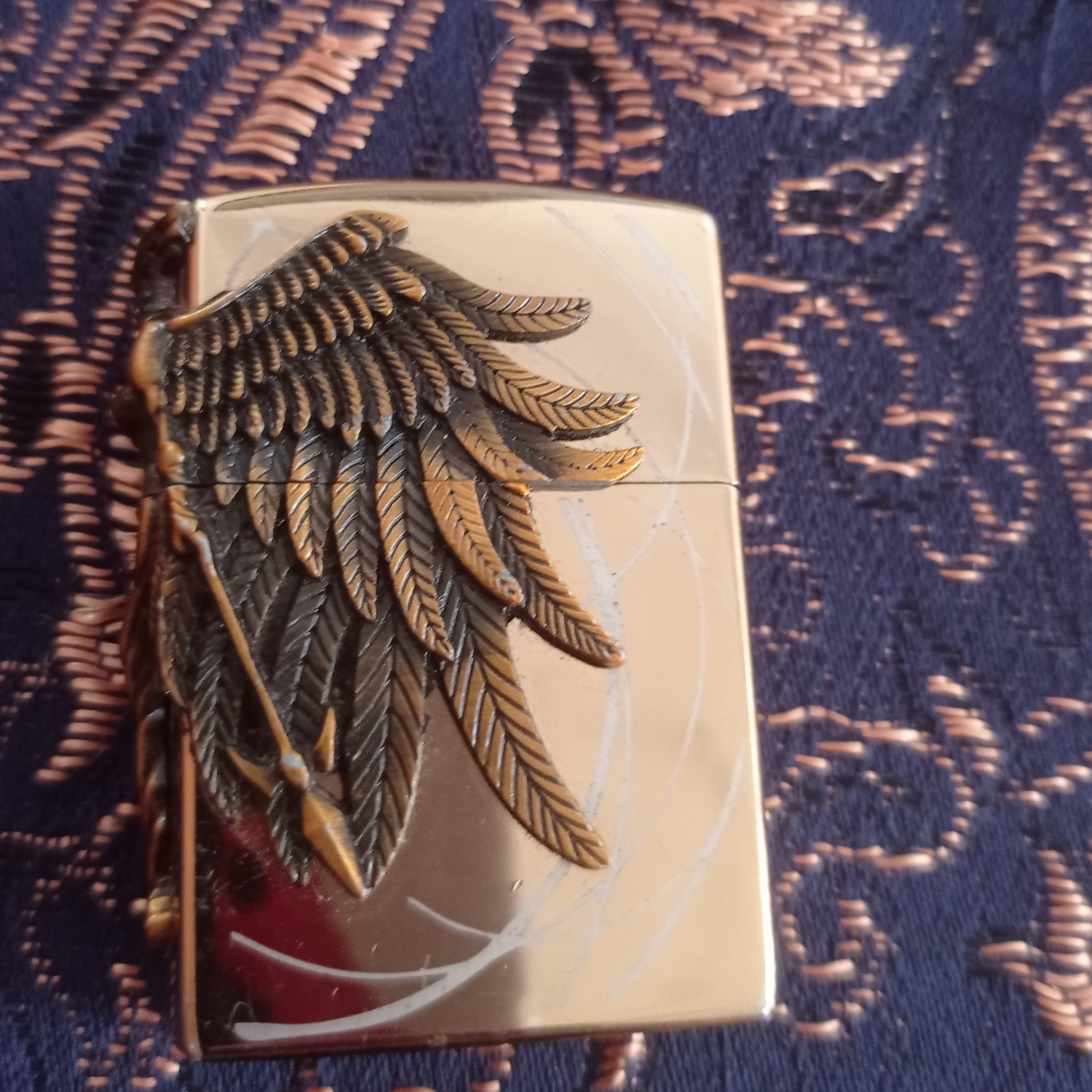 فندک امازون طلایی