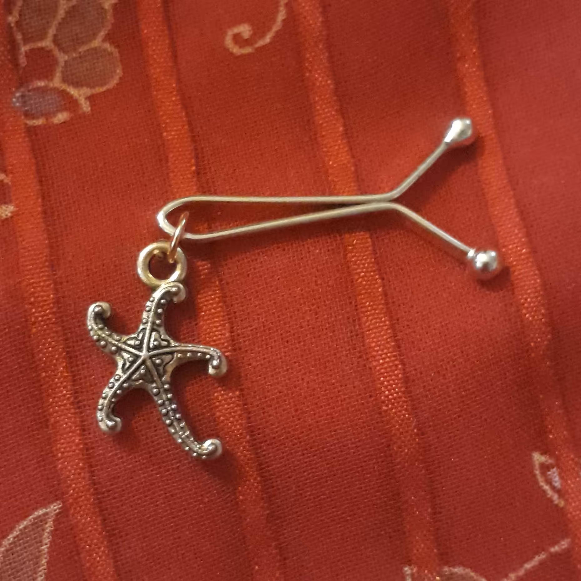 گیره سیاه قلم