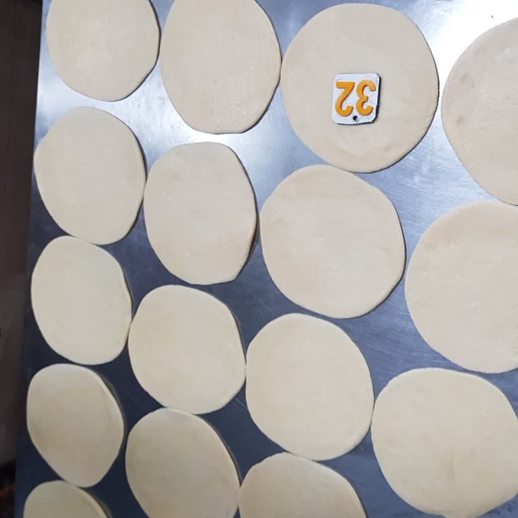کلوچه سنتی و با کیفیت ملایر