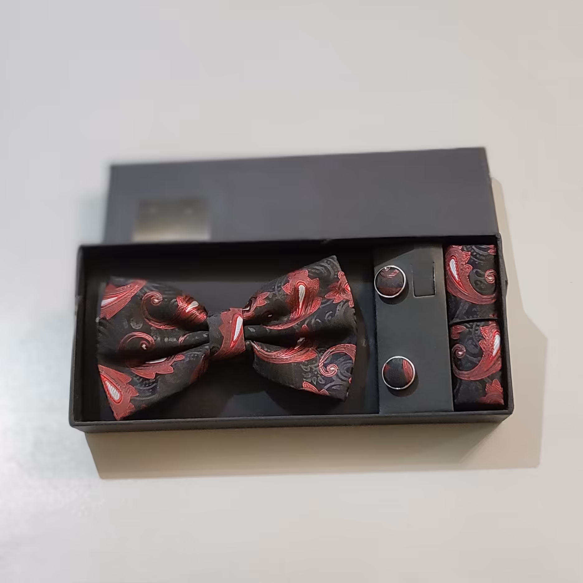 ست پاپیون دکمه و پوشت P10