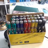 فازمتر رنگی جیبی اورانوس دارای رنگبندی 