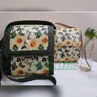 کیف ست مادر دختری ،مدل آفتابگردان، کیف سایز بزرگ و کوچک، هر کدام از این کیفهای دوشی جداگانه 365 تومان است