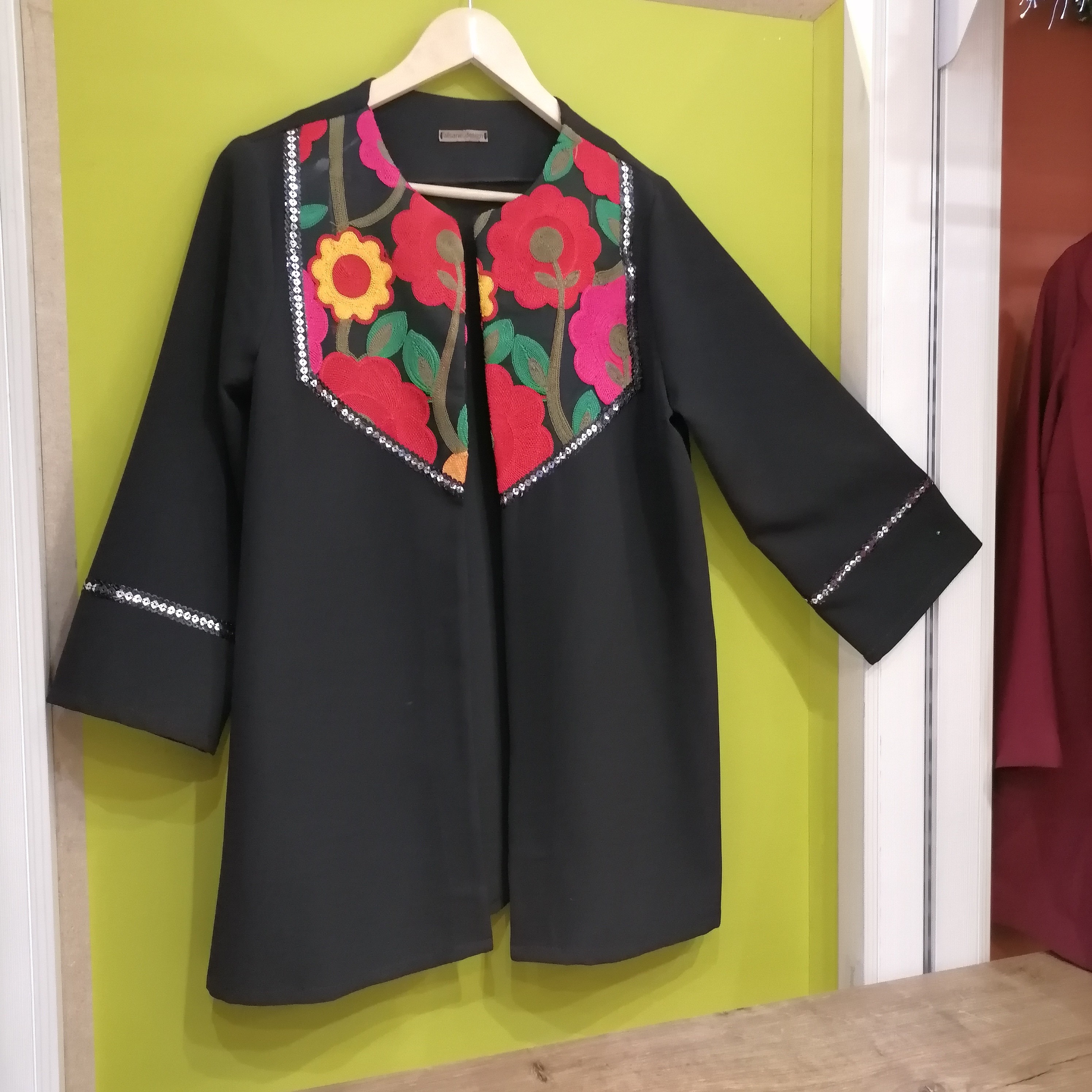 مانتو مازاراتی گل دار شاد و زیبا