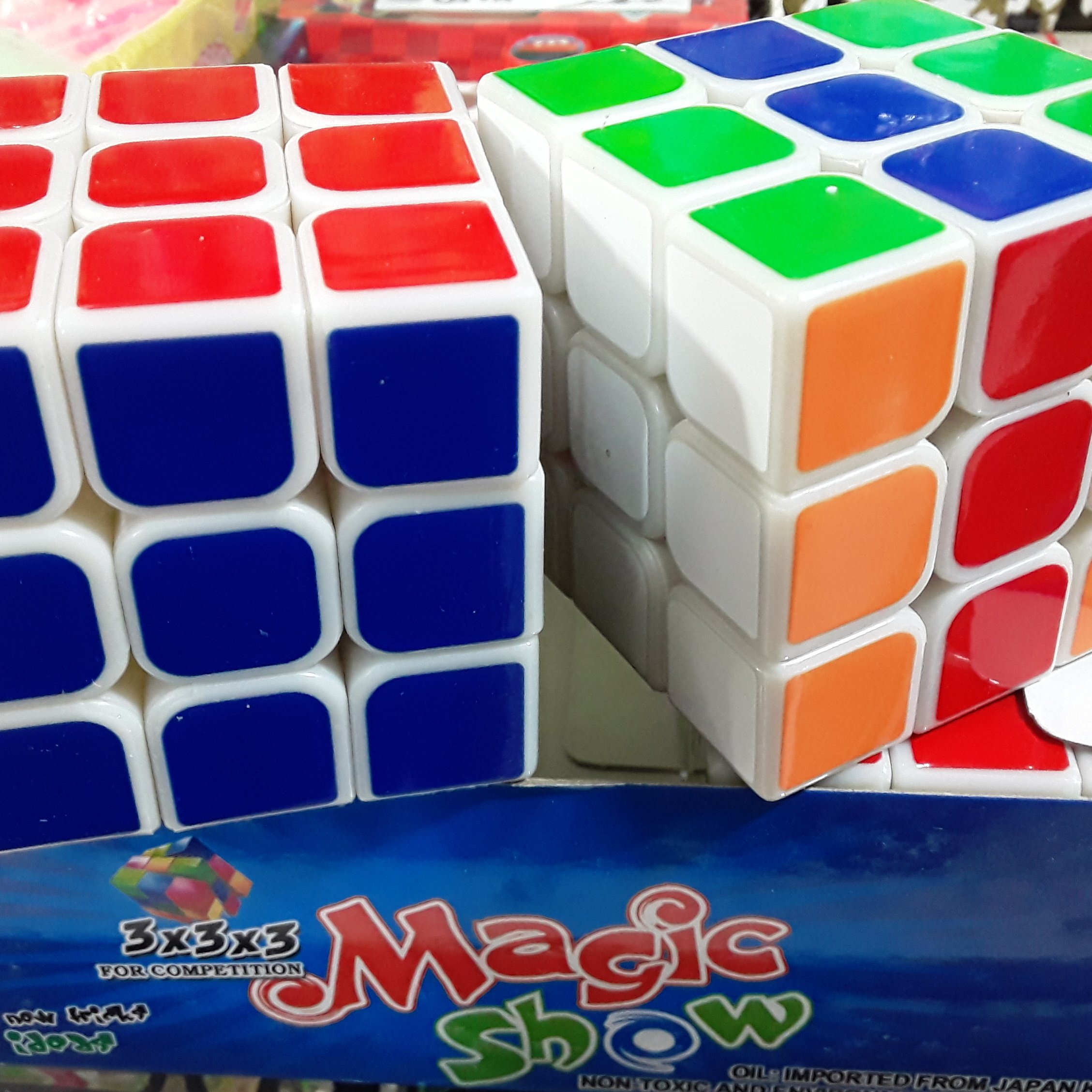 اسباب بازی روبیک ( 3×3 ) جنس عالی و درجه یک ، نرم و با چرخش روان