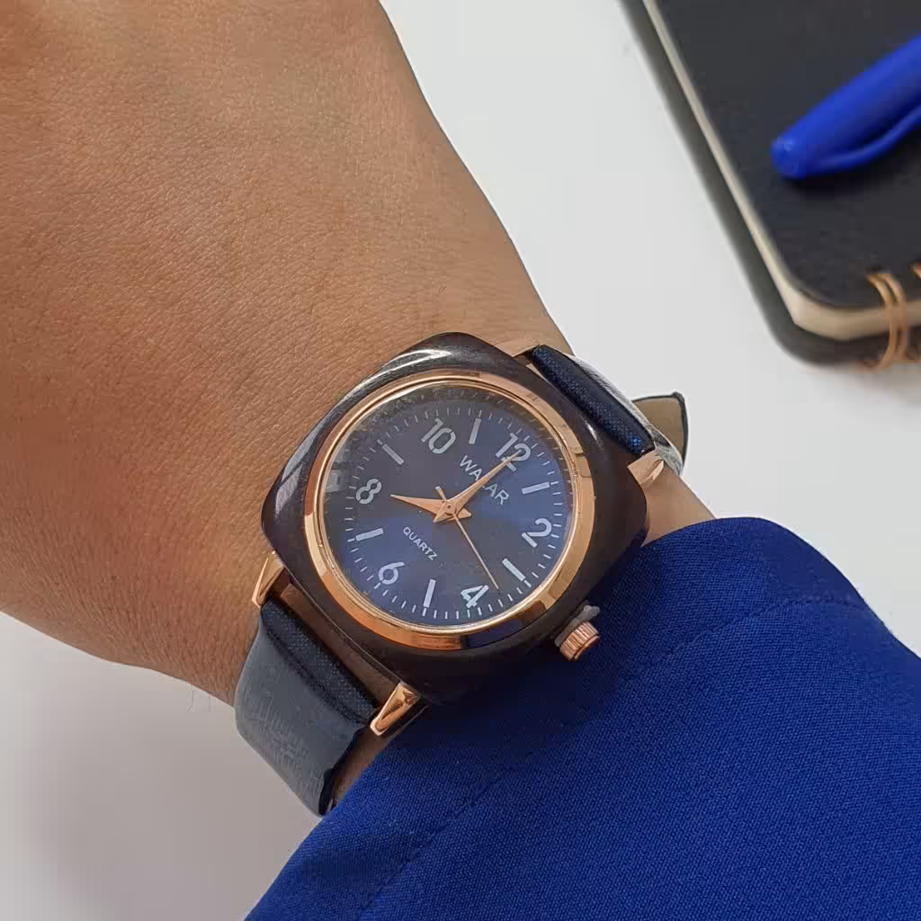 ساعت مچی زنانه و دخترانه والار بند چرم قفل سگکی  WALAR 