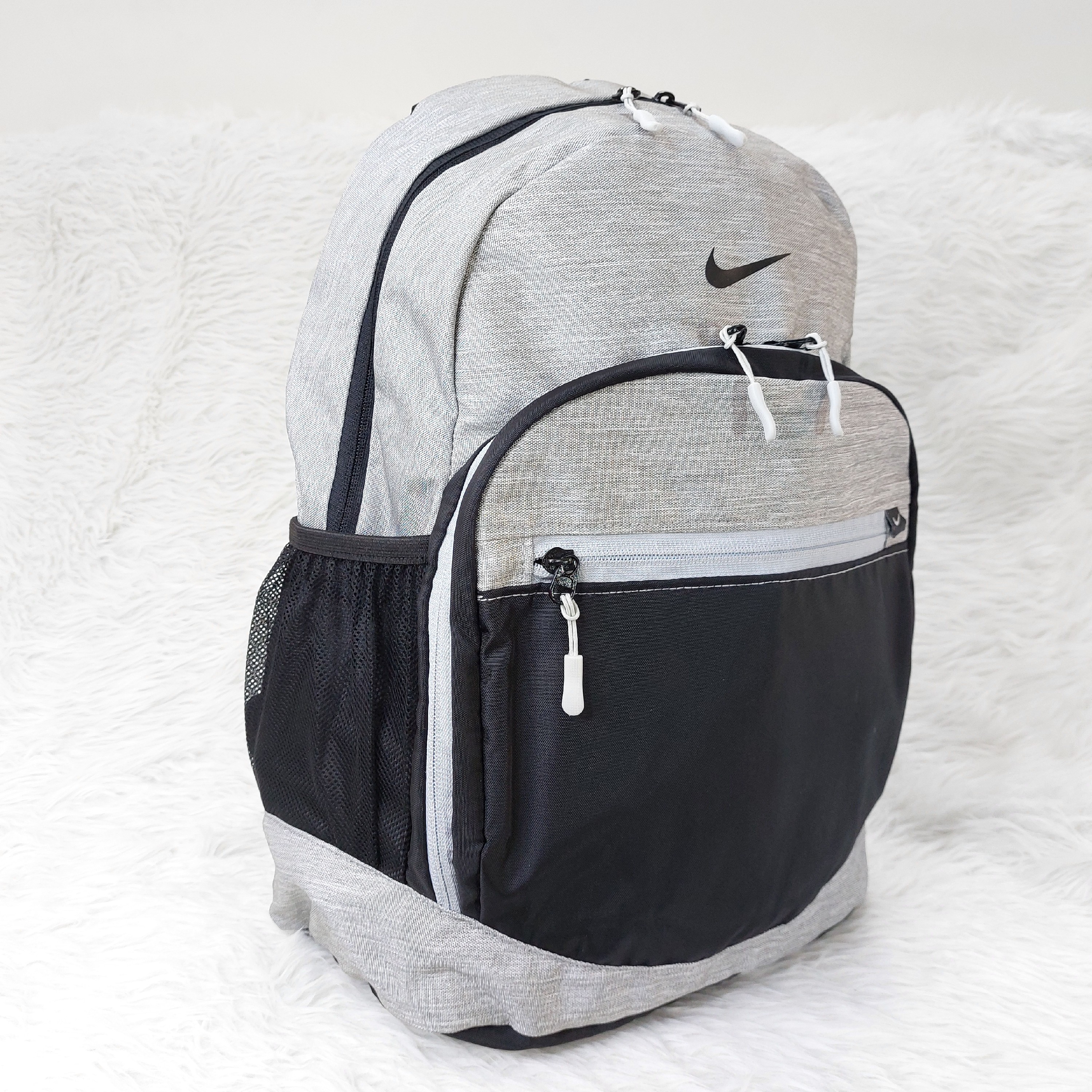 کوله همه کاره (مدرسه،دانشگاه،کوه،استخر،طبیعت و.ـ.) مارک Nike. اورجینال وارداتی. قابل شستشو