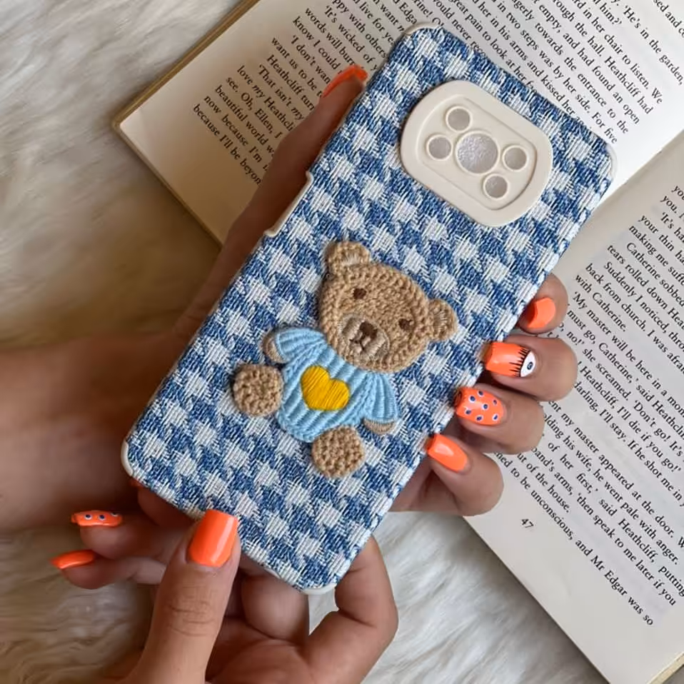 قاب گوشی سامسونگ A71  A72 تدی پارچه ای محافظ لنزدار