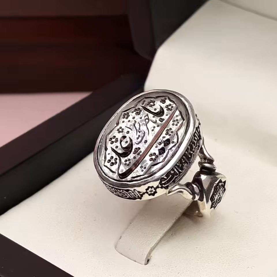 انگشتردُر نجف خطی
خط درجه یک
خط  یا علی یا زهرا
رکاب ماشینی
طرح لیزری
12.8گرم