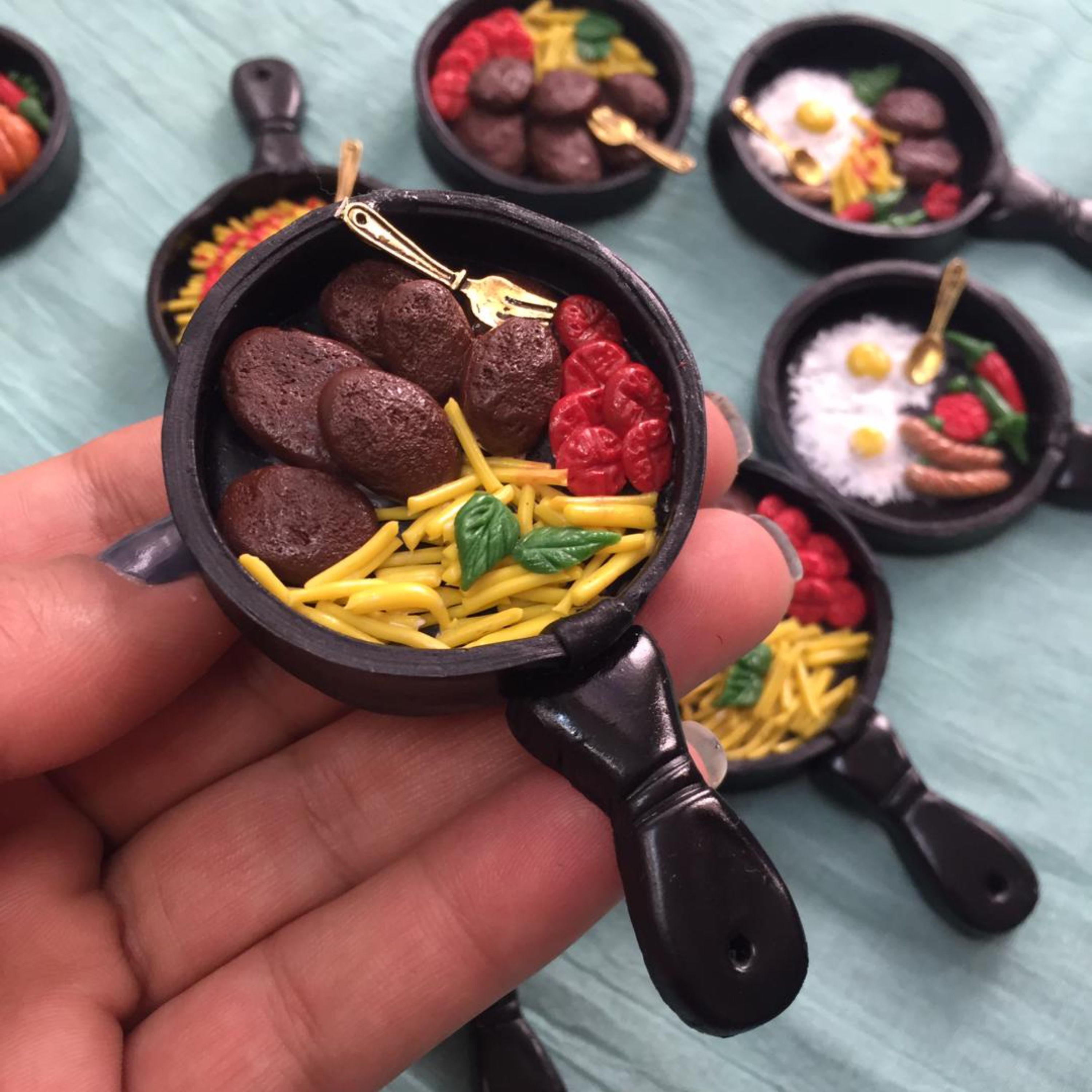 مگنت یخچال طرح ماهیتابه سایز بزرگ  مجموعه 4 عددی