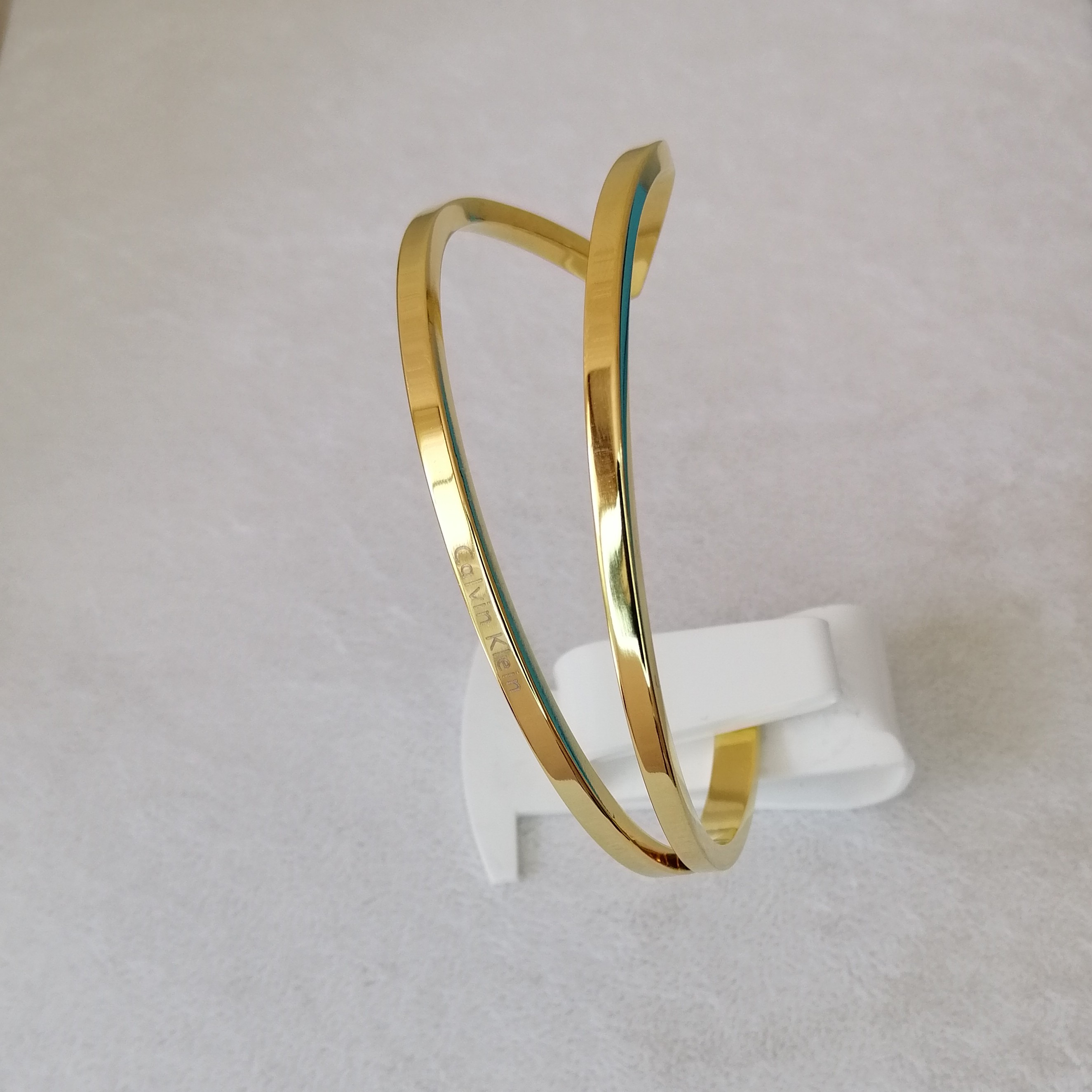 دستبند النگویی طلایی