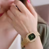 ساعت زنانه ویگور بندحصیری