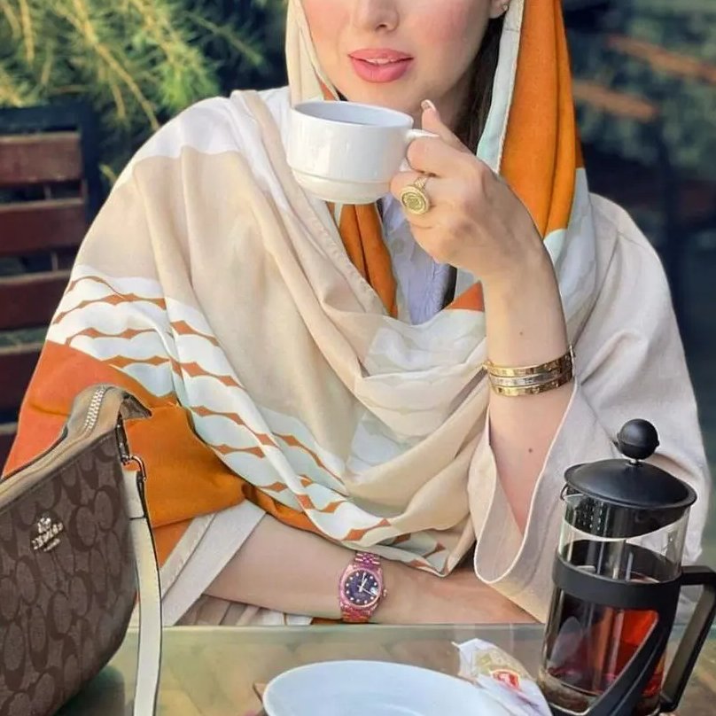 شال زنانه نخی رنگ کرم نارنجی ترند زیبا و شیک رنگ پاییزی با ارسال رایگان کد lo483