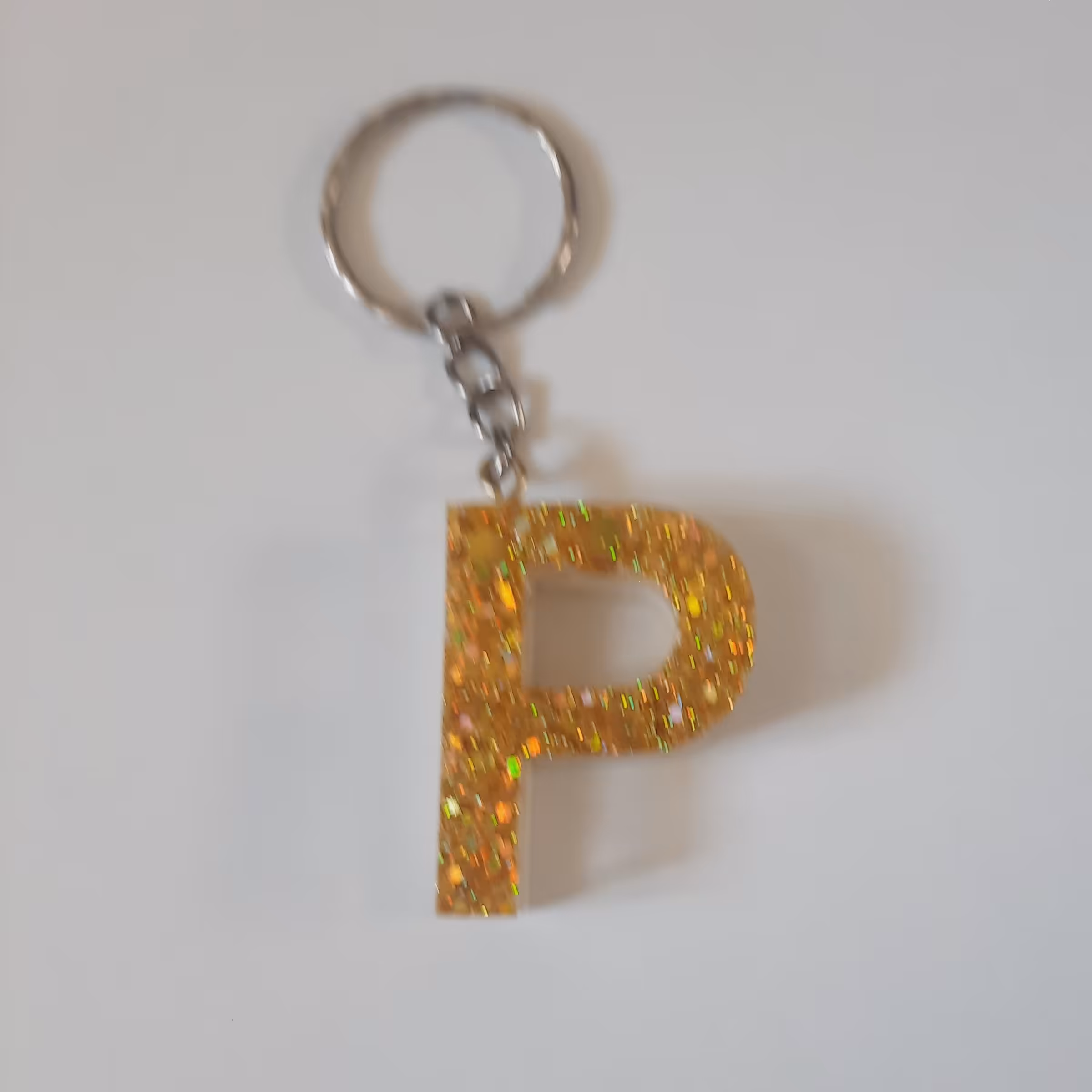 اویز جا کلیدی حرف انگلیسی pاندازه 5سانت  