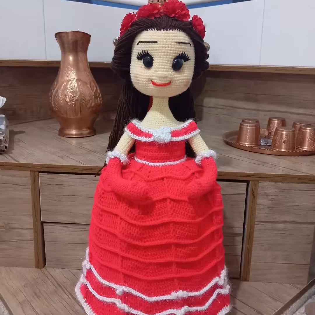 عروسک بافتنی پرنسس