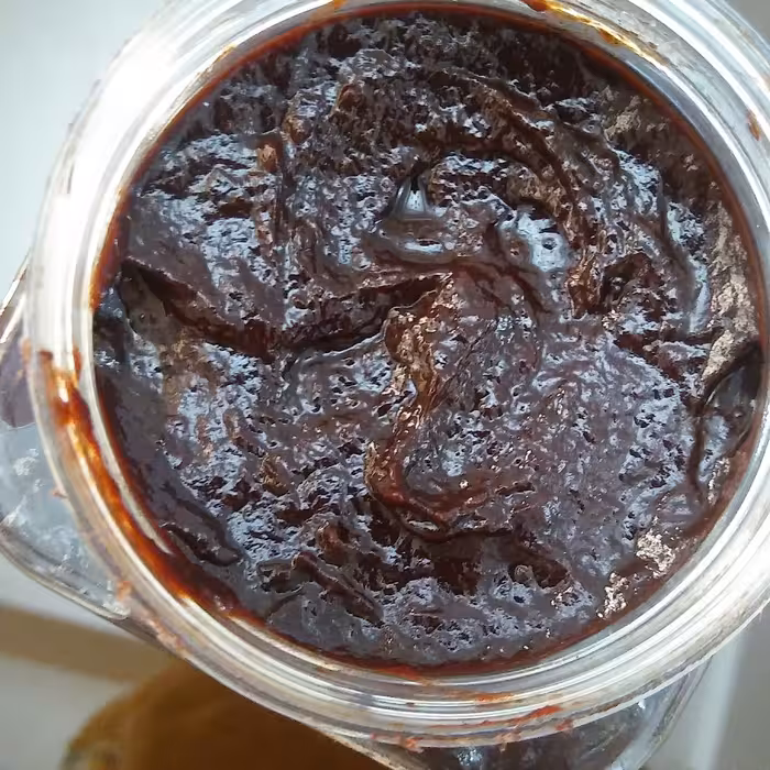 رب انار ترش وملس بسیار غلیظ مناسب برای انواع خورشت ها وانواع سس های غذا .تازه وامساله. 