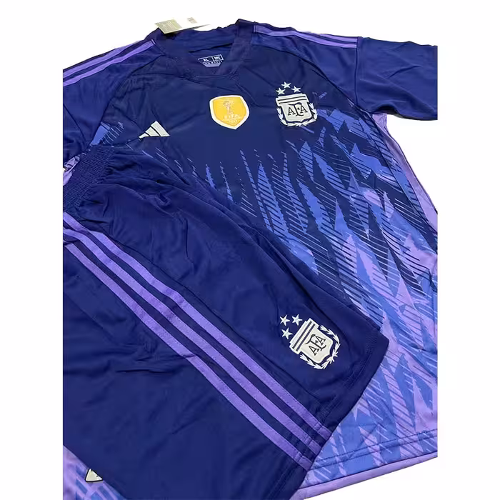کیت دوم تیم ملی آرژانتین سه ستاره (پیراهن شورت) جام جهانی 2022 قطر حراجی