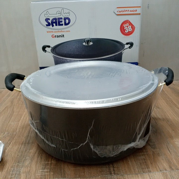 قابلمه 38 گرانیت مارک ساعد با پوشش سه لایه گرانیتی رنگ مشکی چروک