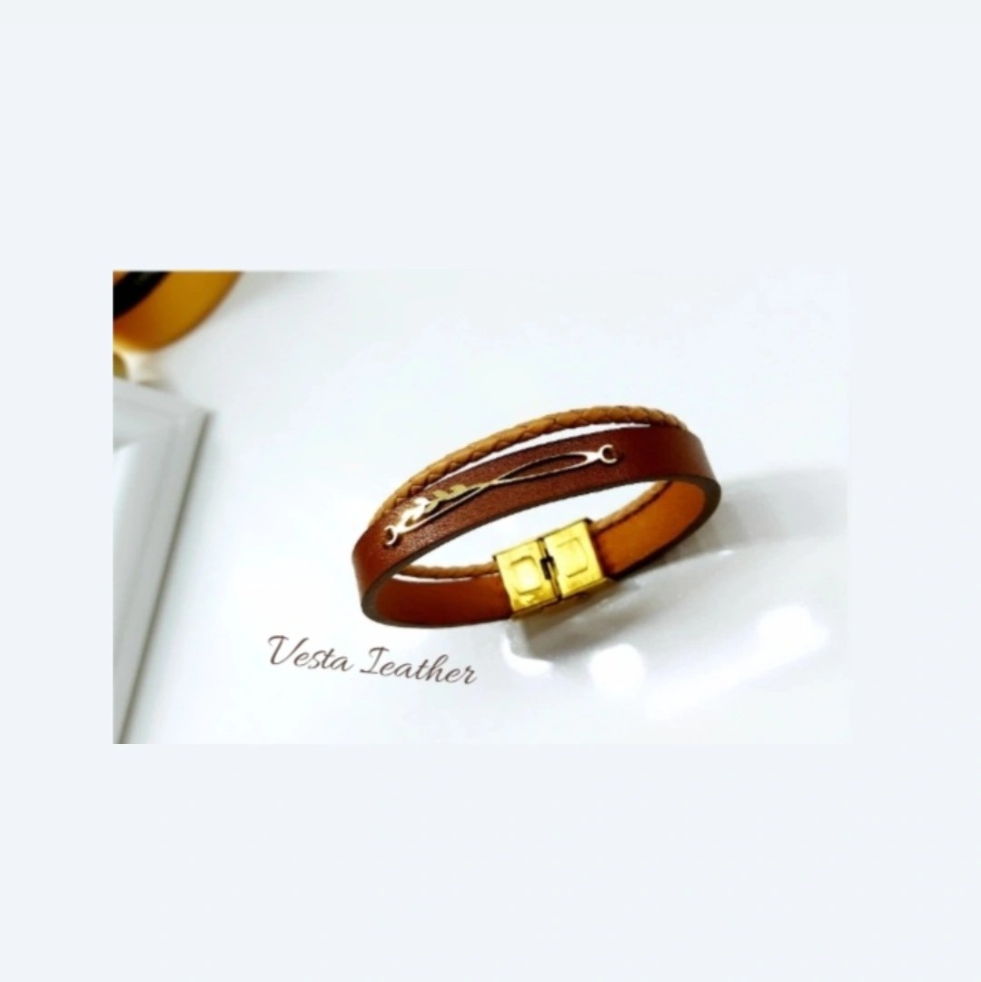 دستبند چرم طبیعی با پلاک طرح گندم