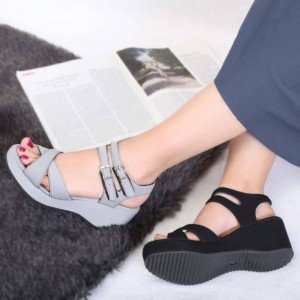 صندل لژدار زنانه