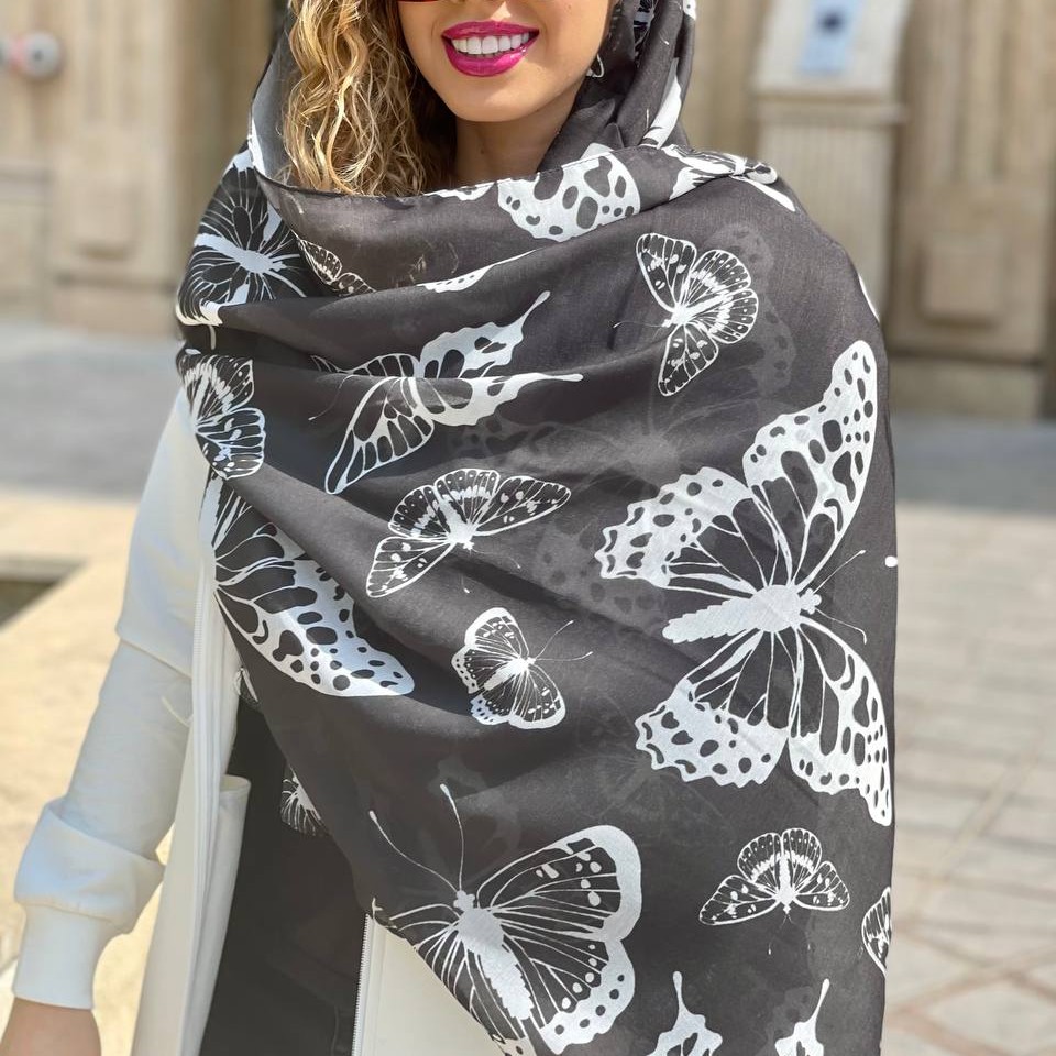 شال زنانه نخی رنگ مشکی طرح پروانه بسیار پرفروش و پرطرفدار r208