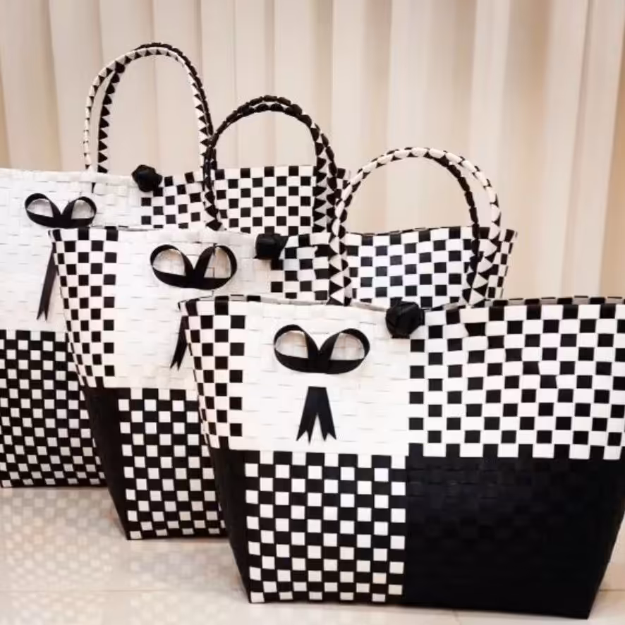 سه تیکه ساحلی 