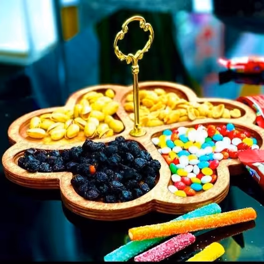 شیرینی خوری چوبی دسته دار مدل قلبی