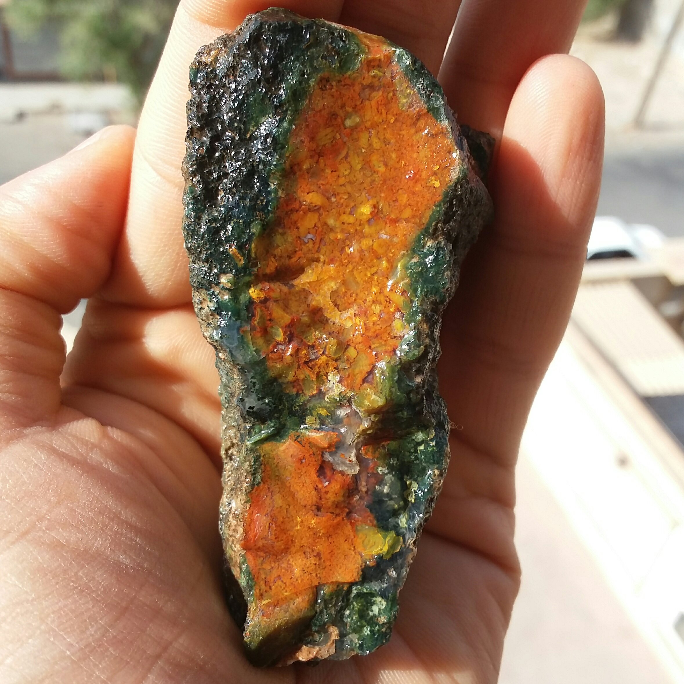 سنگ راف شجر منظره پاییزی خاص شاهکار خلقت 100 در 100 طبیعی بی نظییییر با قابلیت ساخت چند نگین فوق العاده
