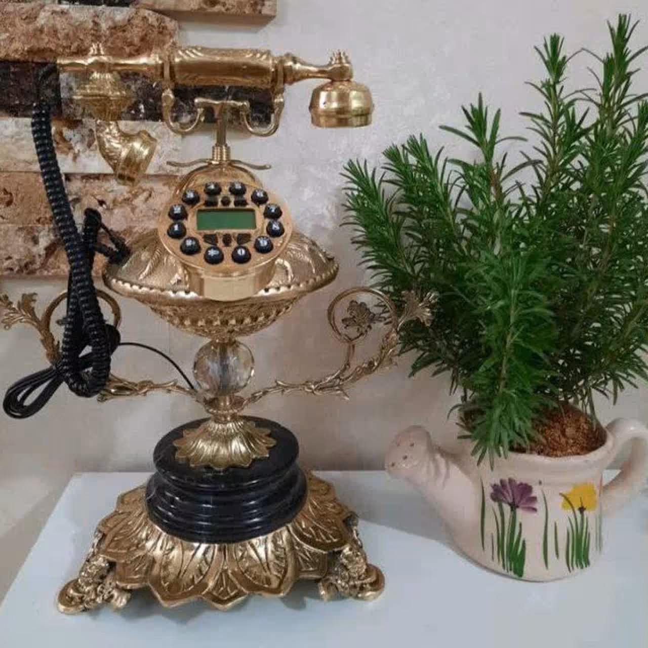 تلفن برنزی پایه دار