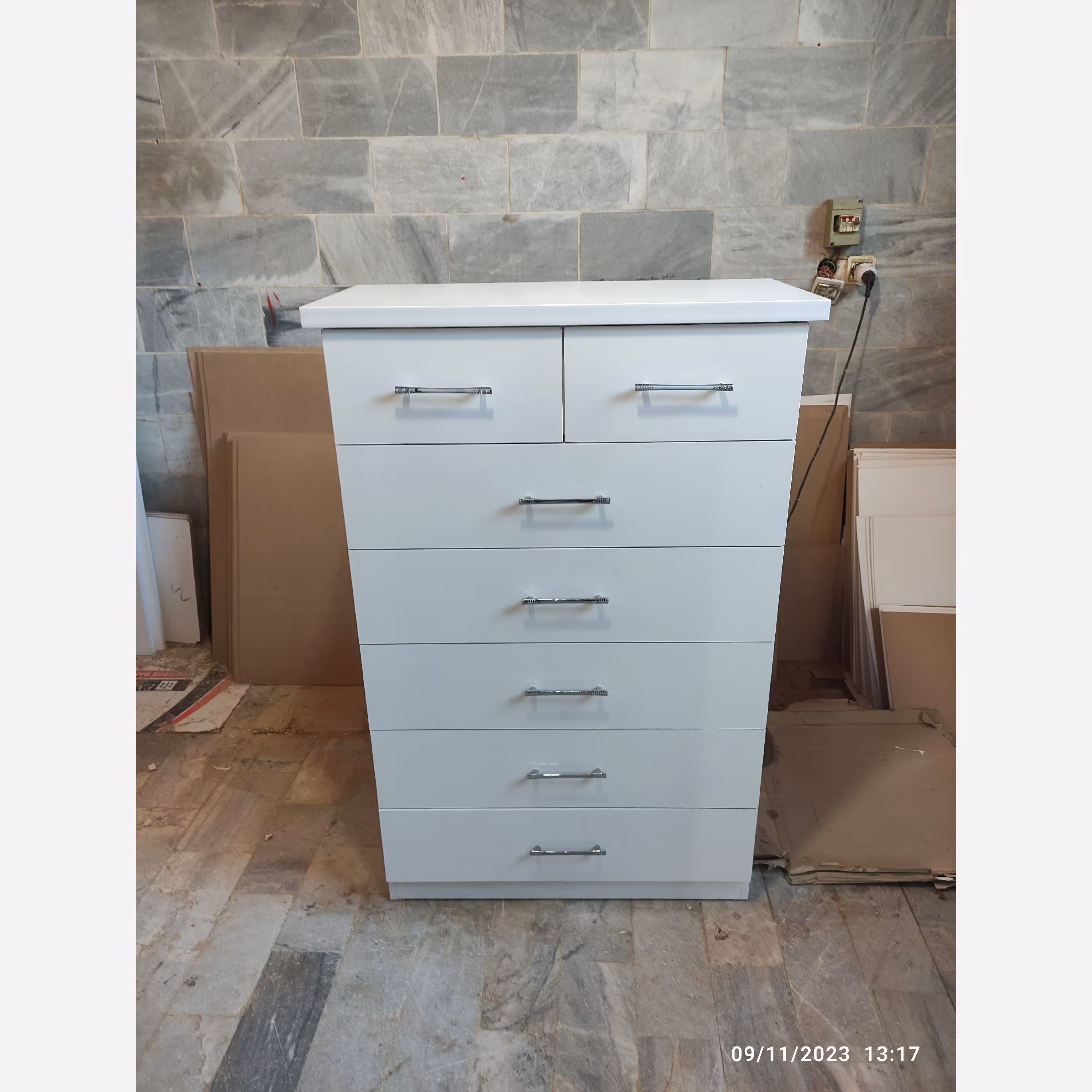 دراور  لباسی 7 کشو(پس کرایه) 