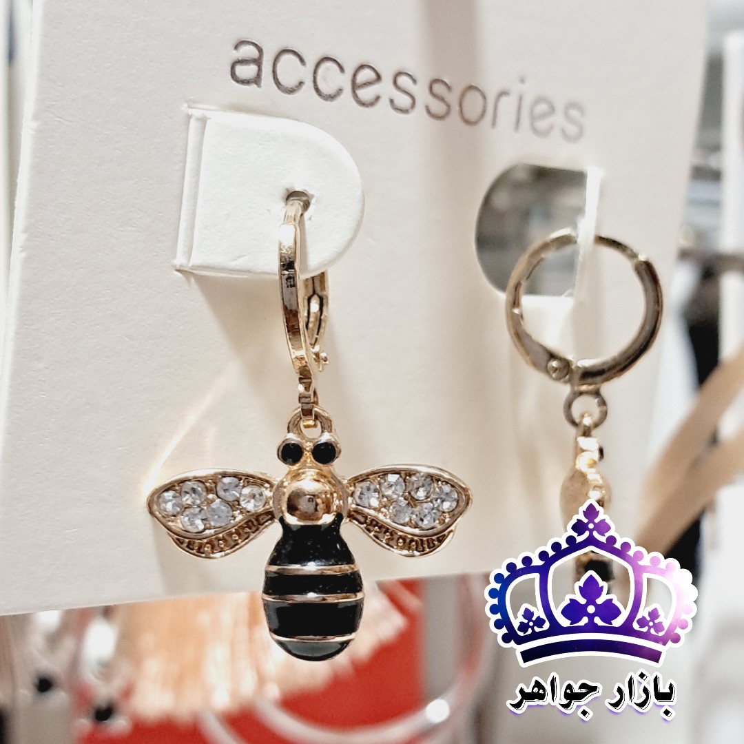 گوشواره طرح زنبور رنگ ثابت مراقبتی فوق العاده کار قوی و محکم...روزانه بدلیجات 50 درصد تخفیف رو استوری میکنیم.