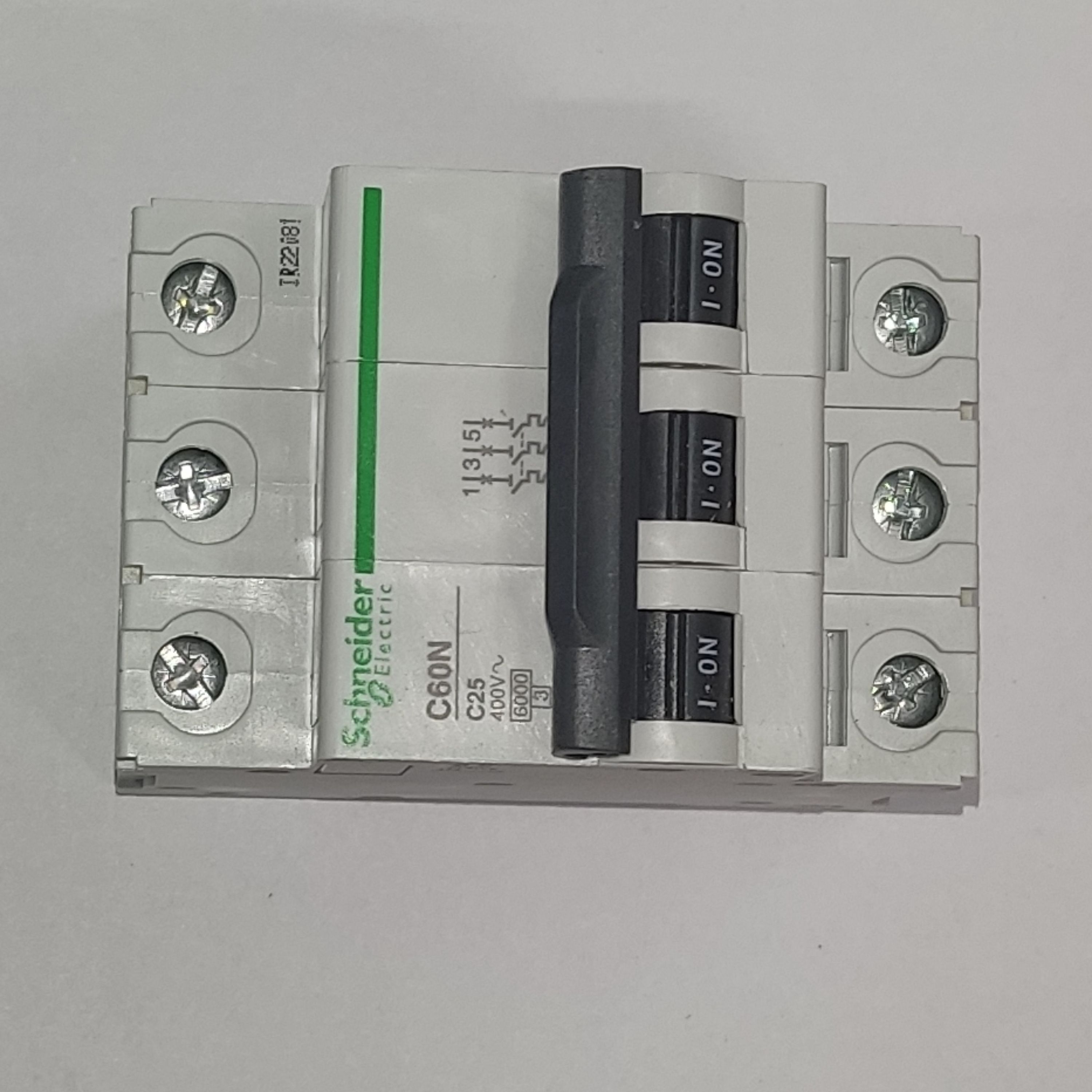 مینیاتوری سه پل 25امپر اشنایدر 