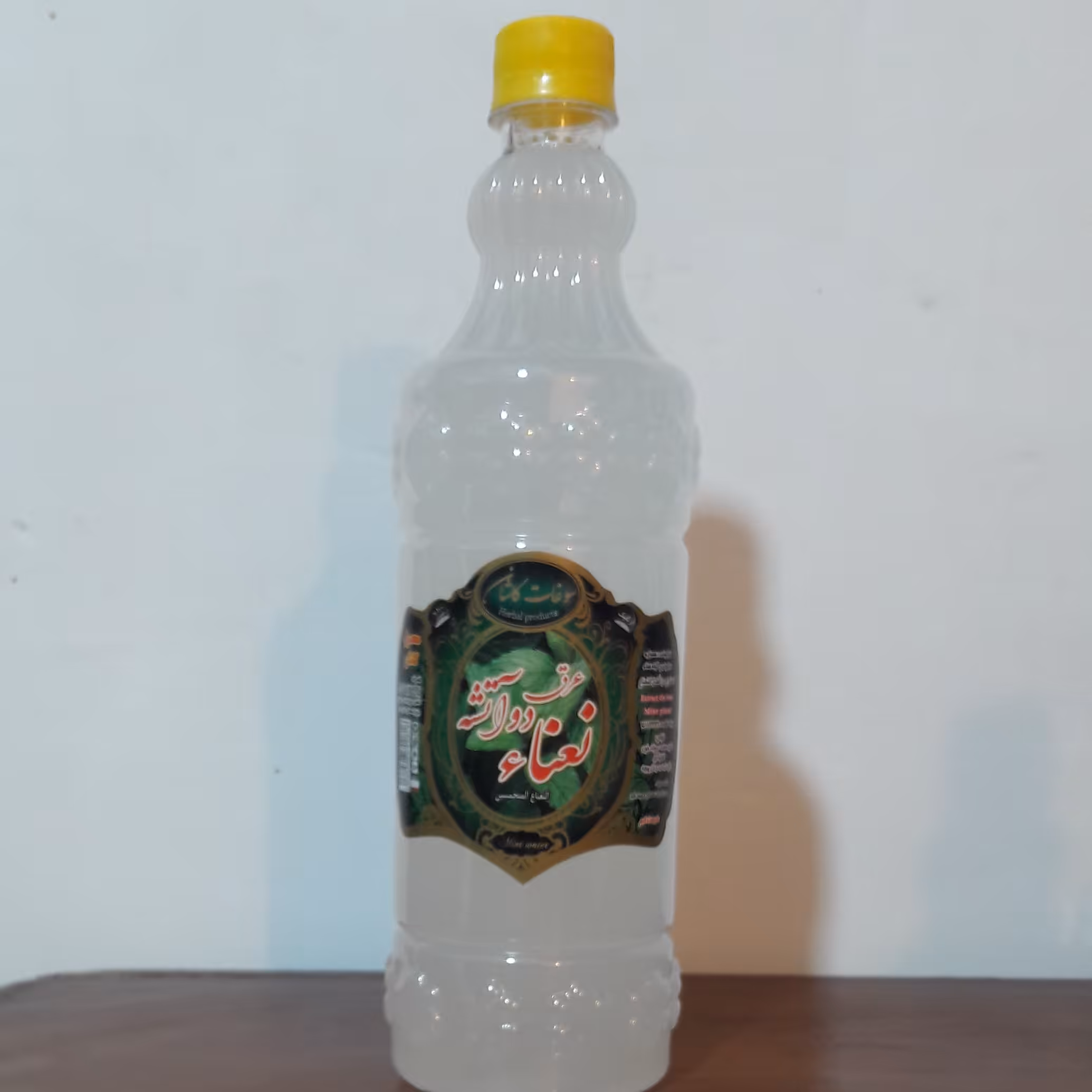 عرق نعناء دو آتشه سنّتی کاشان(1لیتری-امساله)با کیفیت بسیار خوب،کاملاً طبیعی و بدون هیچ گونه مواد افزودنی