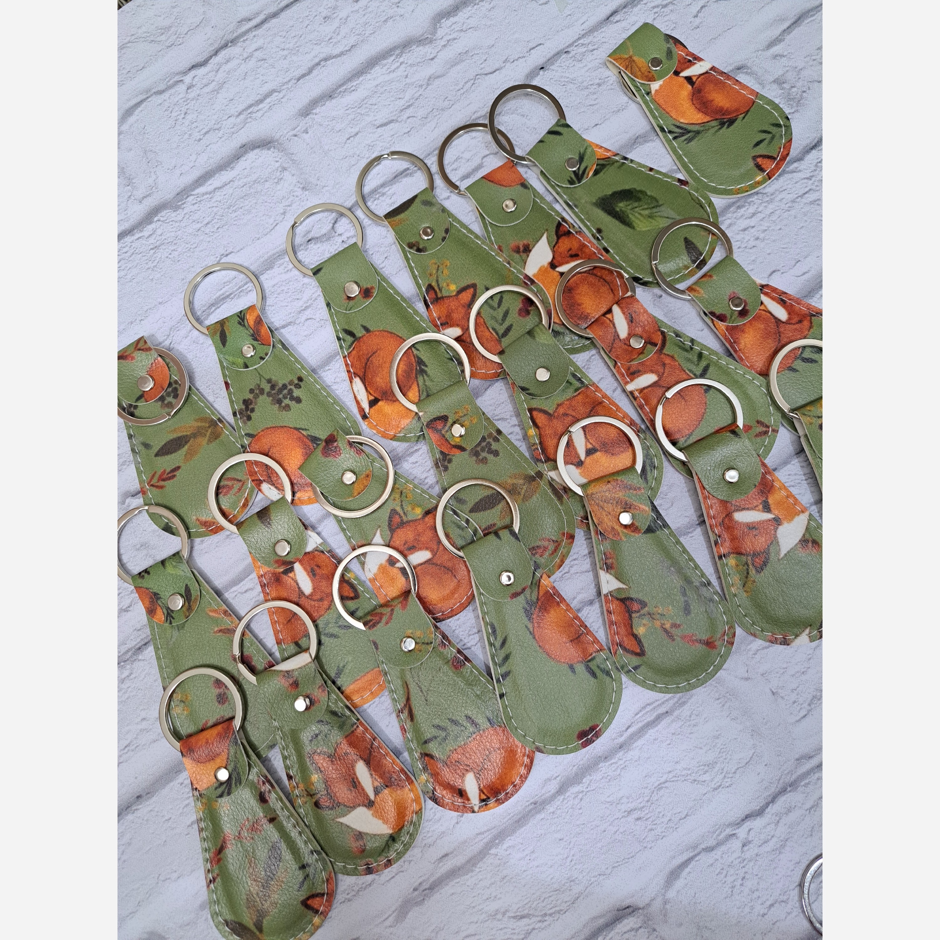 جاسوییچی فانتزی جاکلیدی فانتزی در طرح و رنگ های متنوع 