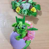 تخم مرغ سفالی با نماد سال جدید ساخته شده با خمیر منعطف قابل شستشو