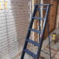 نردبان فلزی