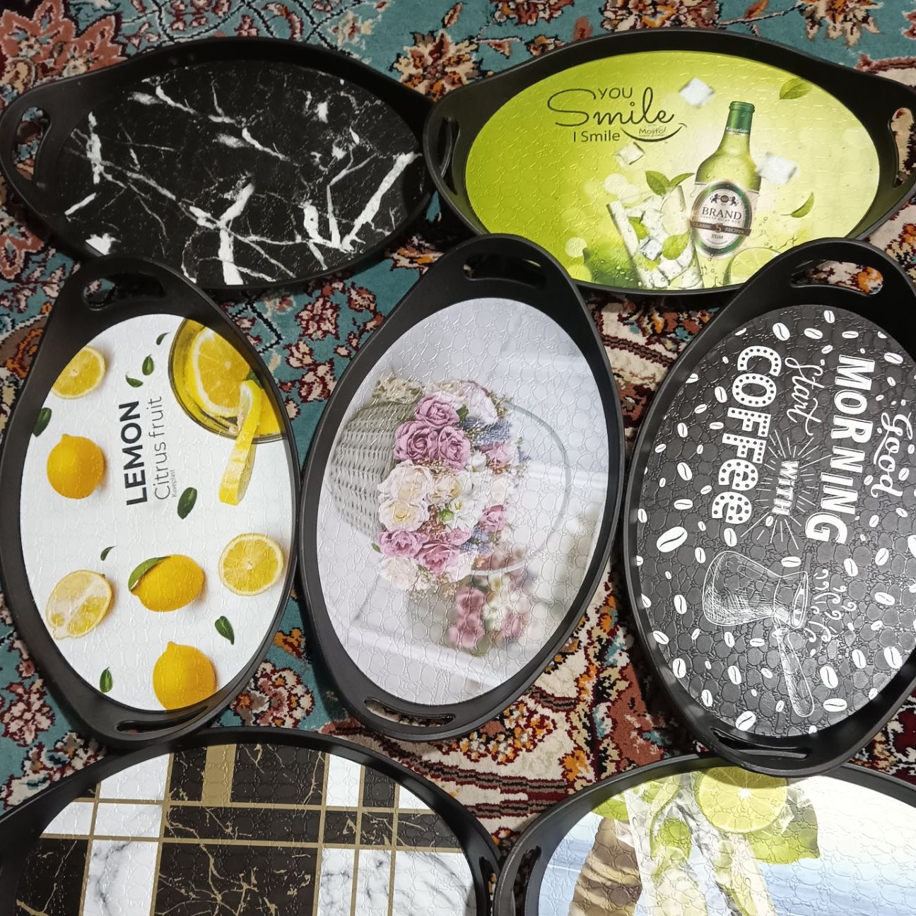 سینی جنس پلاستیکی رنگ مشکی طرح دار