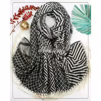 شال موهر پشمی سفید مشکی