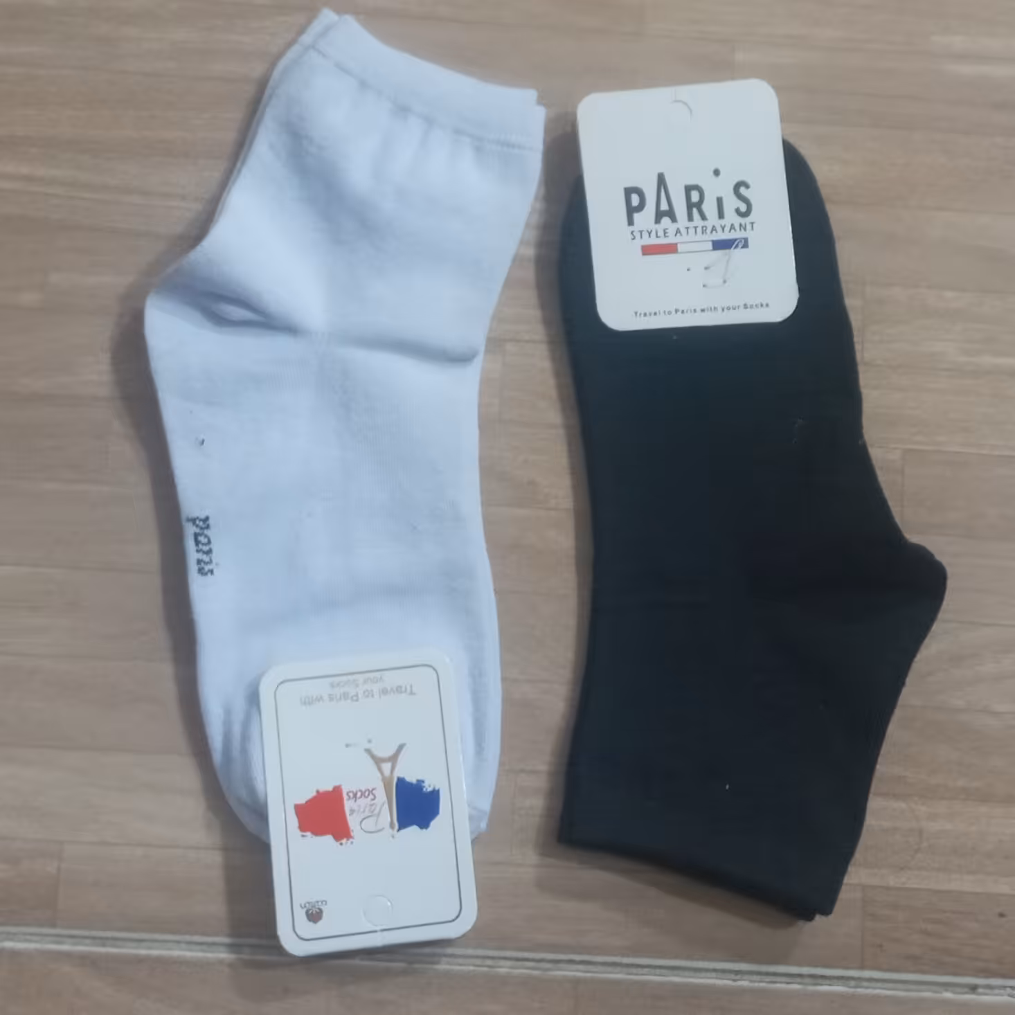 جوراب  نیم ساق  دخترانه و زنانه ساده سفید و مشکی از برند پاریس