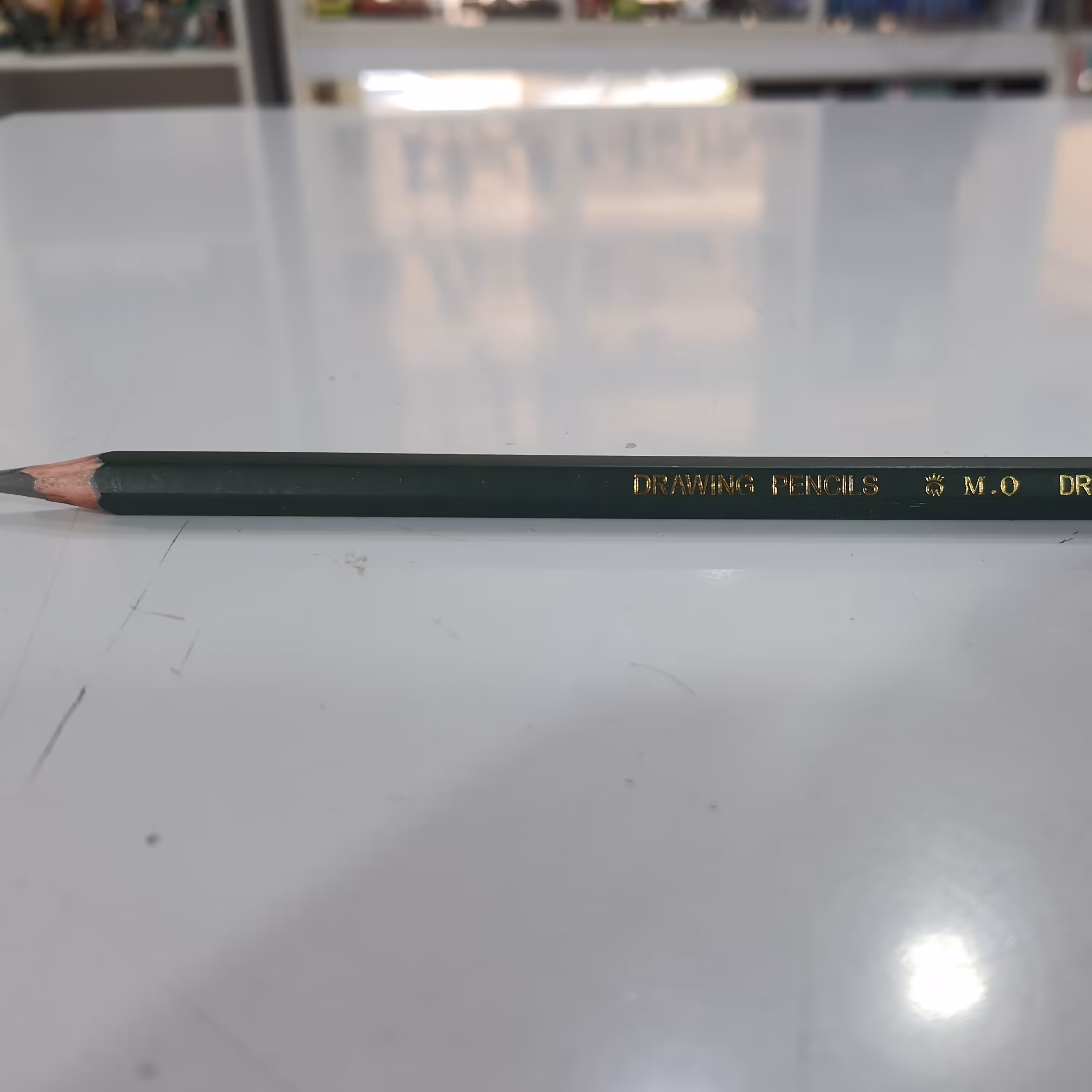 مداد 16b برند MQ