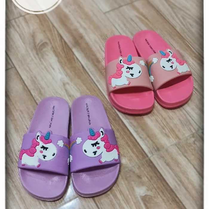 دمپایی یونی کرن