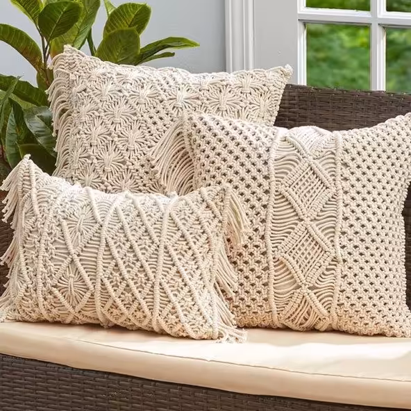 ست کوسن مکرومه بافی شده طرح لوزی مجموعه3 عددی